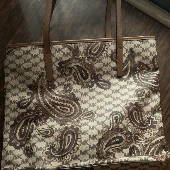 Michael Kors Tote Purse - Picture 1 of 1